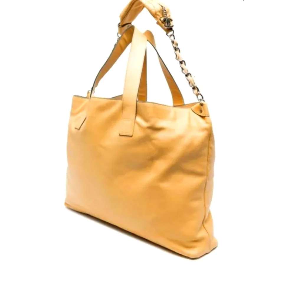 Chanel Tote